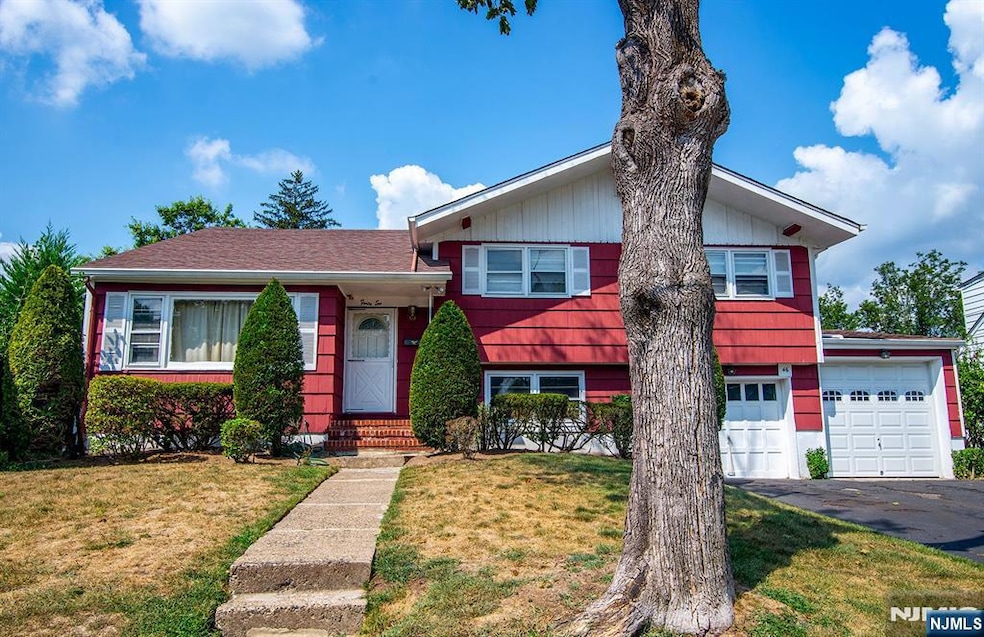 46 Stratford Rd, Dumont, NJ 07628 - photo 1