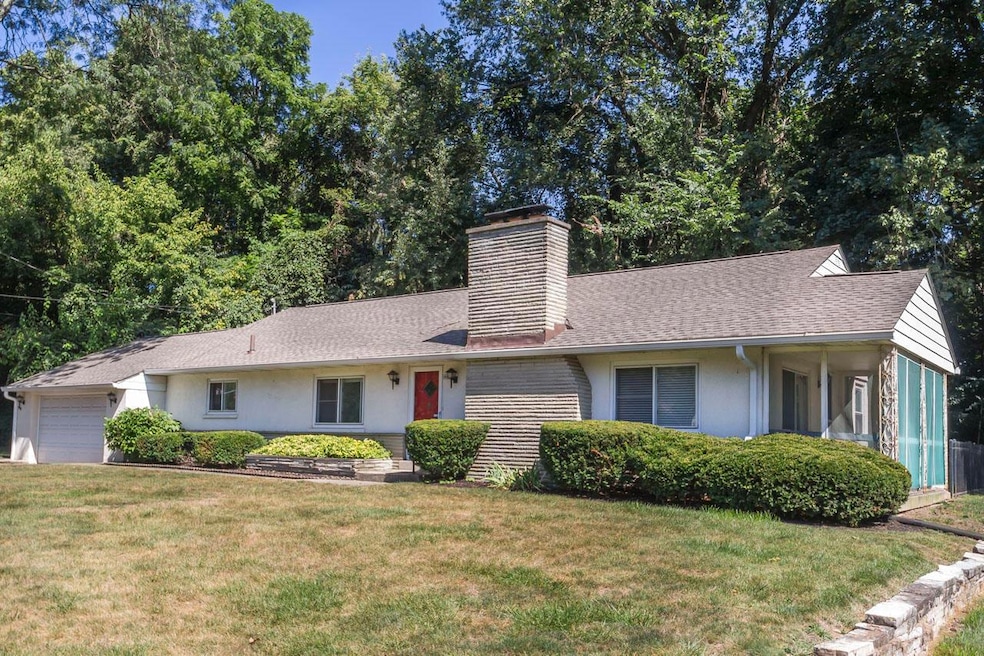 469 E Johnstown Rd, Columbus, OH 43230 - photo 1