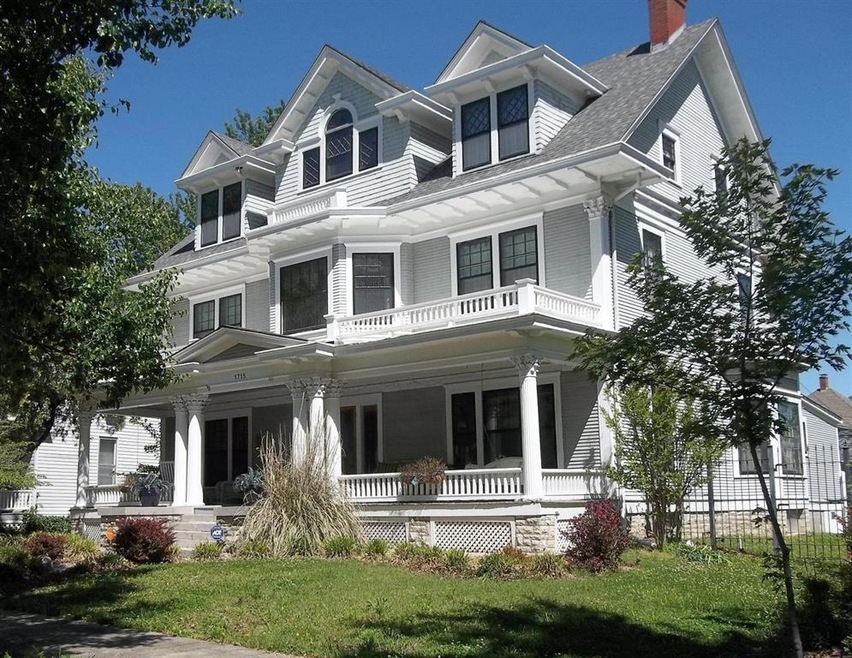 1715 Morgan Ave, Parsons, KS 67357 - photo 1