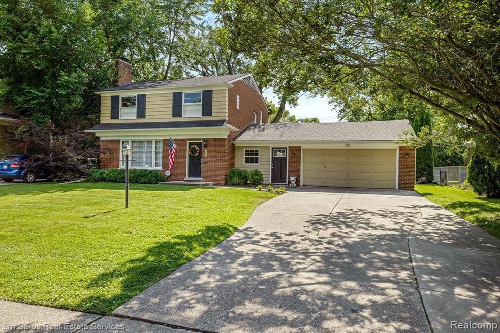 2-web-or-mls-937 Pemberton Road Grosse Pointe Pa00