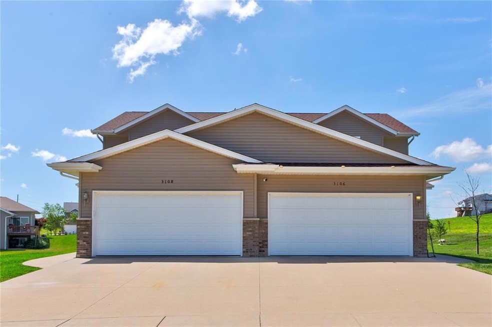 3108 Blackberry Cir SW, Cedar Rapids, IA 52404 - photo 1