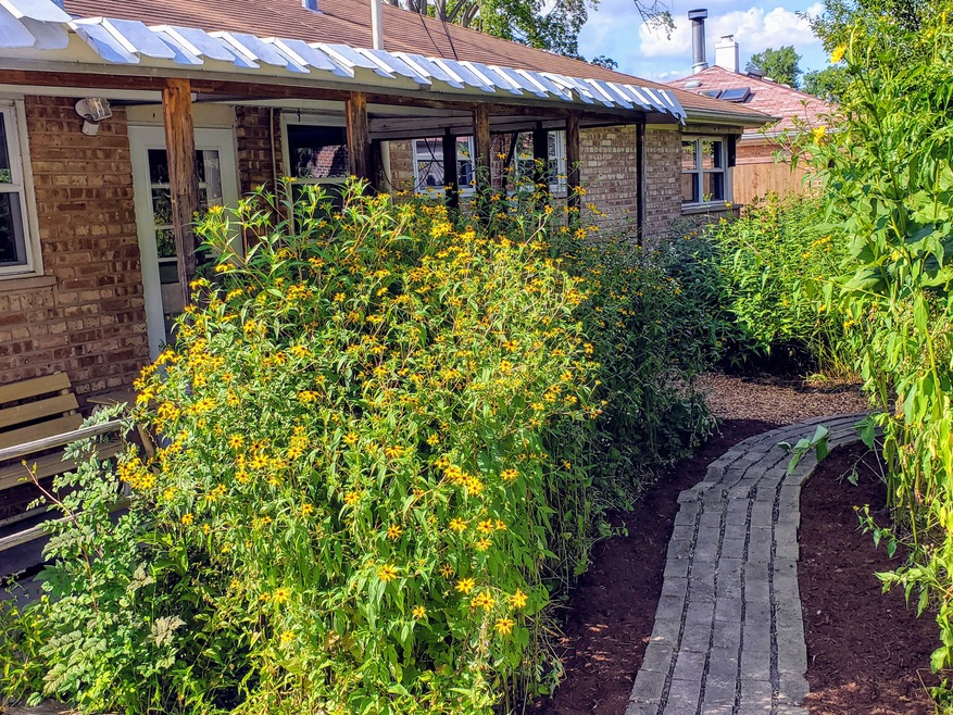 1123 E Grant Dr, Des Plaines, IL 60016 - photo 1