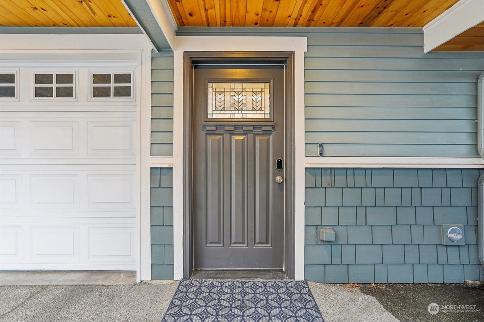 Sold $875,000 • Co-Listing Agent