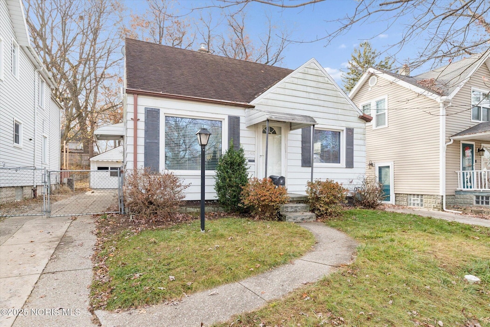 2645 Westbrook Dr, Toledo, OH 43613 - photo 1