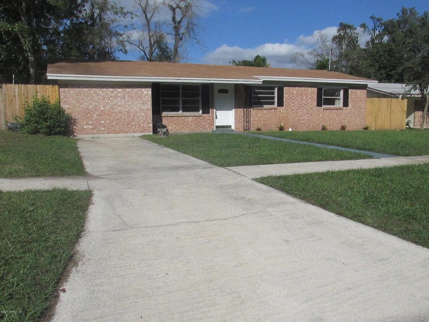 6817 Blanco Ct, Jacksonville, FL 32210 - photo 1