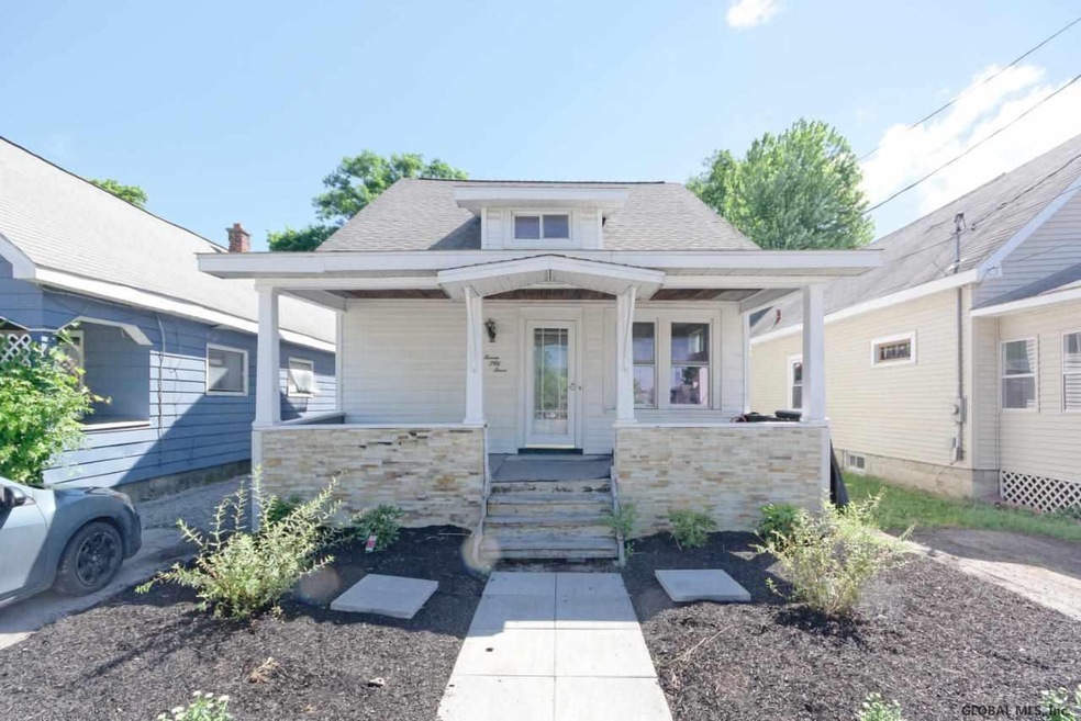 753 Draper Ave, Schenectady, NY 12306 - photo 1