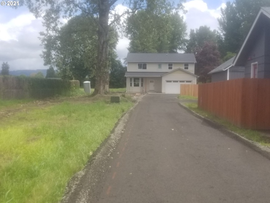 1240 33rd Ave, Longview, WA 98632 - photo 1