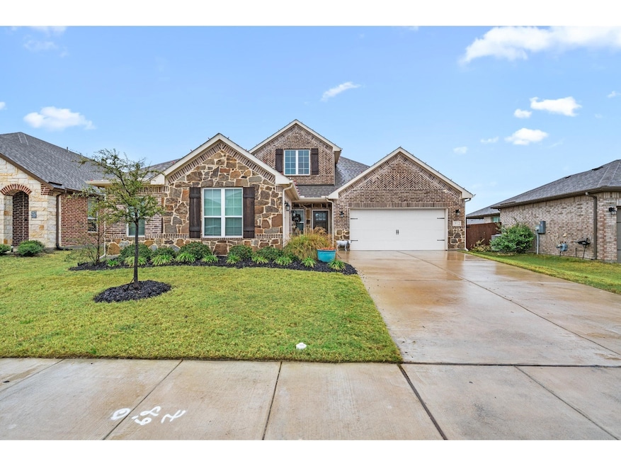 1812 Bellatrix Dr, Haslet, TX 76052 - photo 1