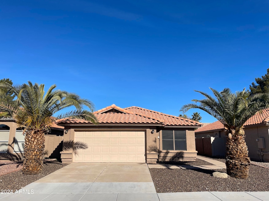 3450 W Golden Ln, Chandler, AZ 85226 - photo 1