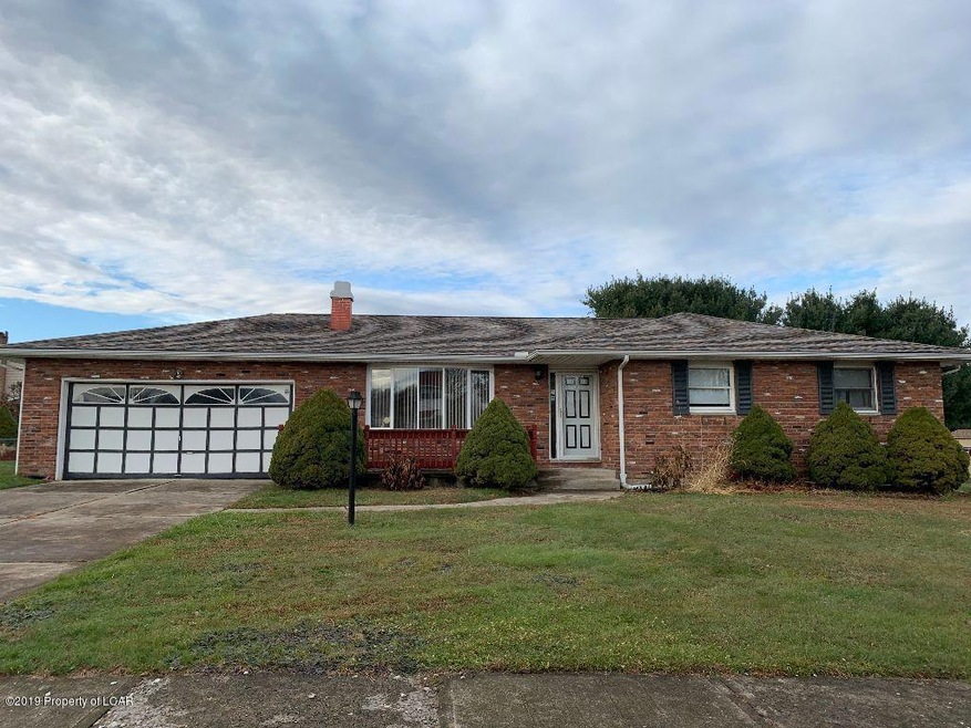 308 Cardinal Dr, Kingston, PA 18704 - photo 1