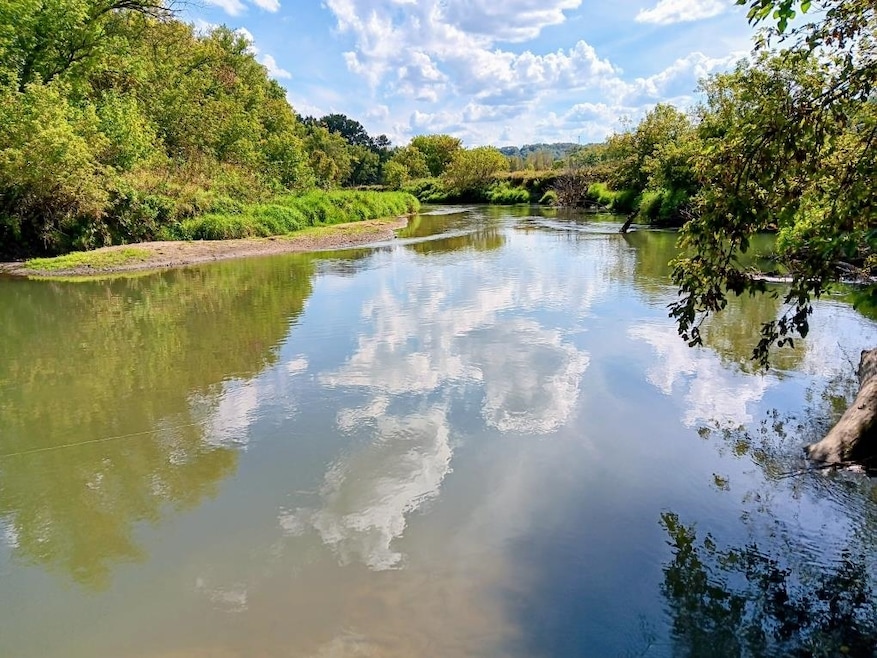 000 Hwy 80 S, Richland Center, WI 53581 - photo 1
