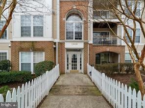 12008 Amber Ridge Cir unit 202, Germantown, MD 20876 - photo 1