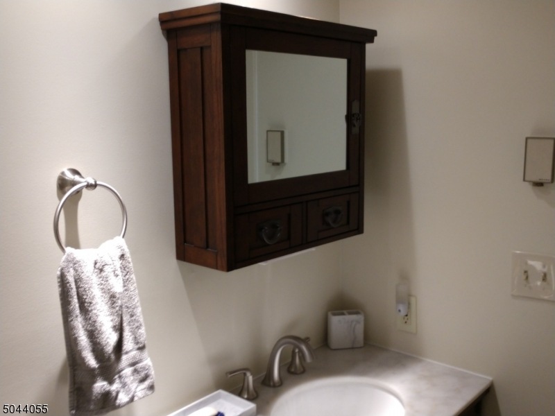 37 Meadowview Dr unit 5A, Annandale, NJ 08801 - photo 1