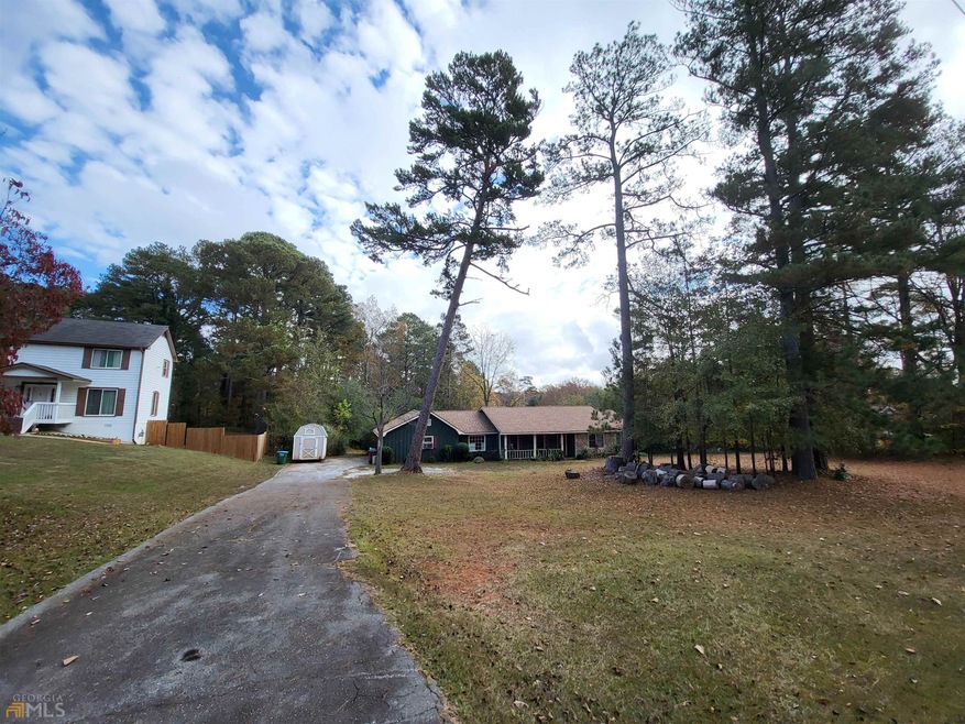 1528 Killian Hill Rd SW, Lilburn, GA 30047 - photo 1