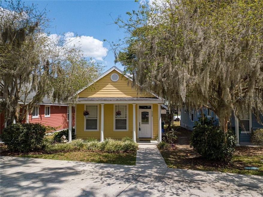 6208 Moorefield Ln, Zephyrhills, FL 33542 - photo 1