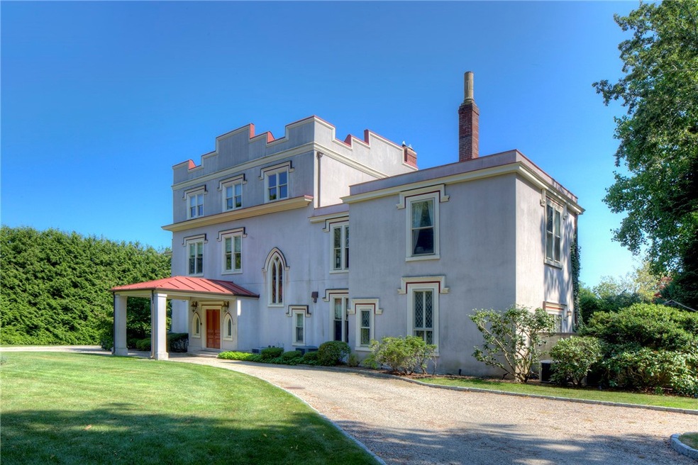 97 Old Beach Rd unit B, Newport, RI 02840 - photo 1