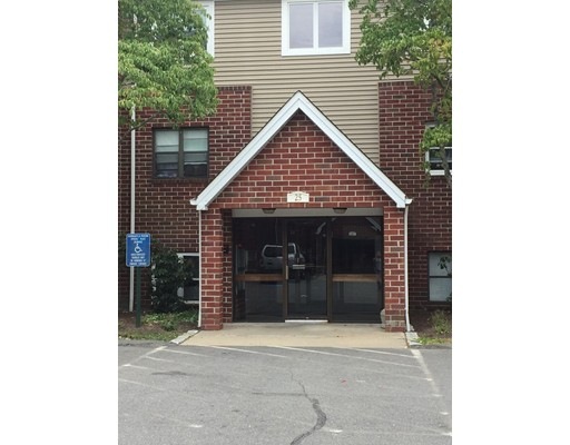 25 Longworth Ave unit 8, Brockton, MA 02301 - photo 1