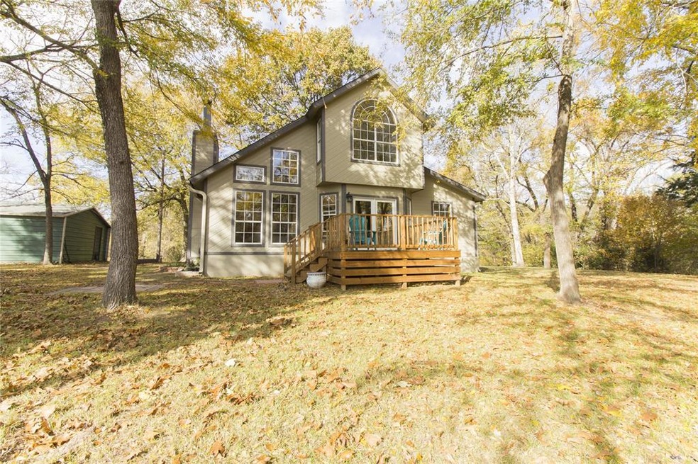 1105 Immigrant Trail Rd, Denison, TX 75021 - photo 1