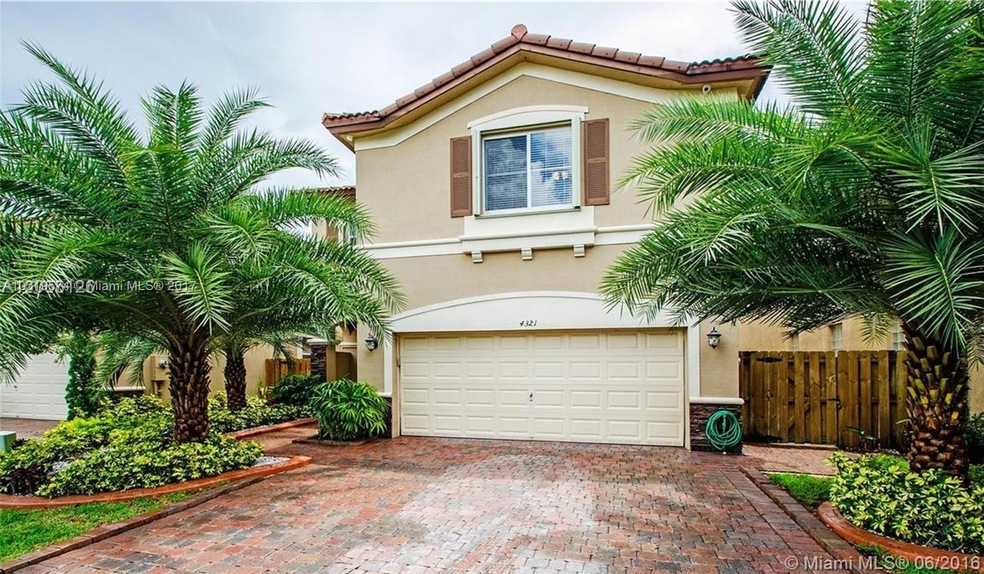 4321 NW 112th Ct, Doral, FL 33178 - photo 1