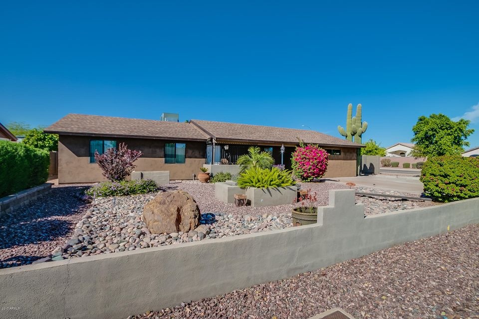 4372 E Robert e Lee St, Phoenix, AZ 85032 - photo 1