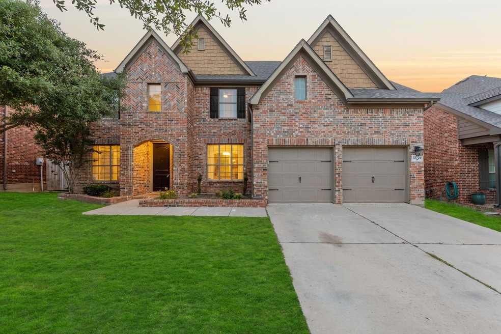 Open floorplan, full of natural light