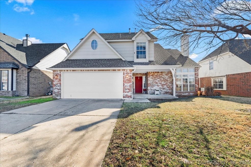 1205 N Yellowood Ave, Broken Arrow, OK 74012 - photo 1