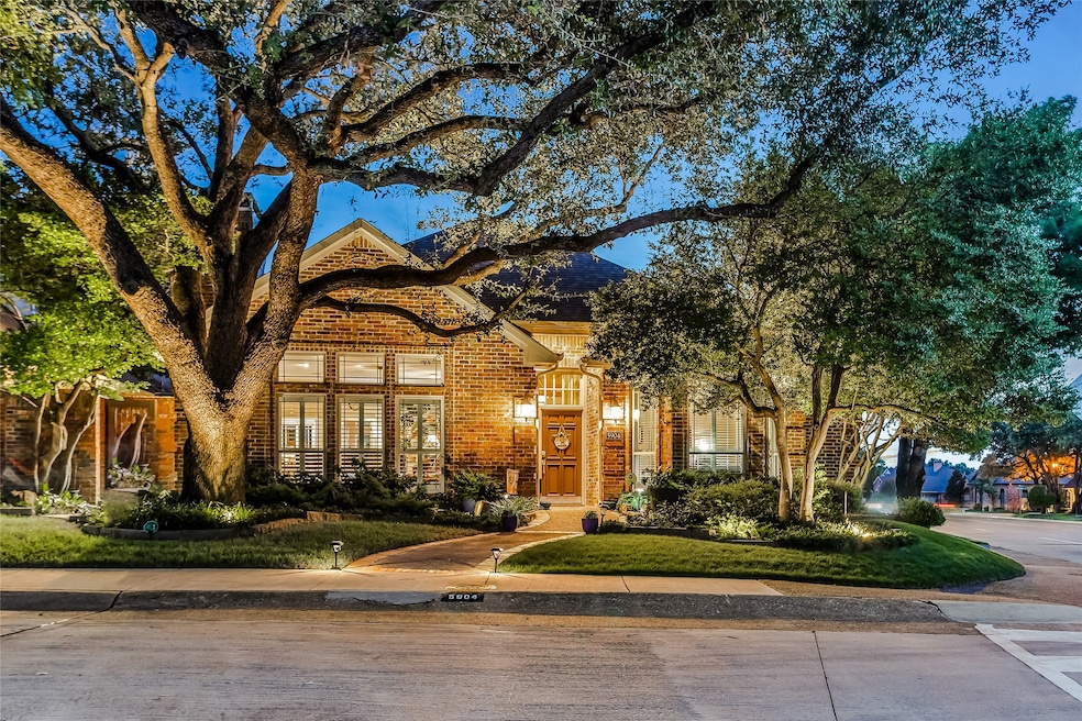 Under Contract $725,000