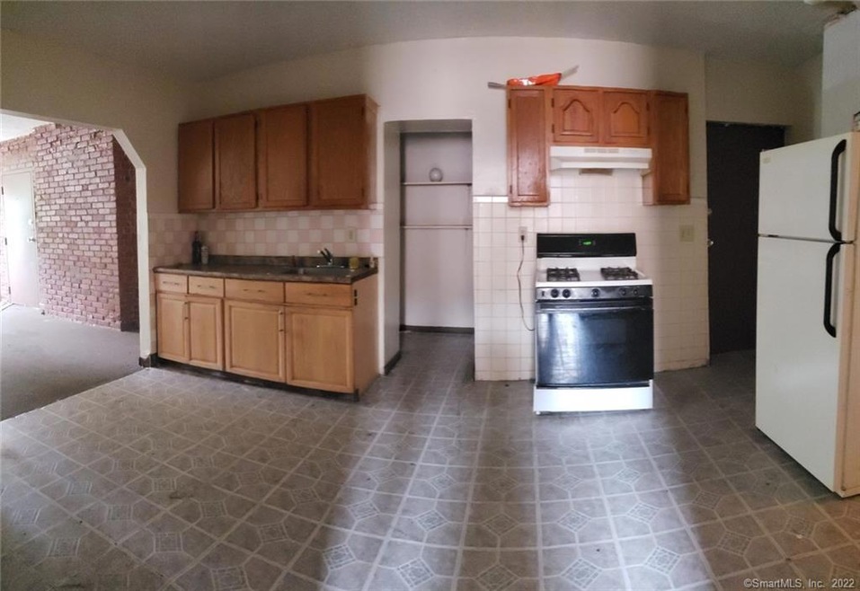 114 Mather St unit 2E, Hartford, CT 06120 - photo 1