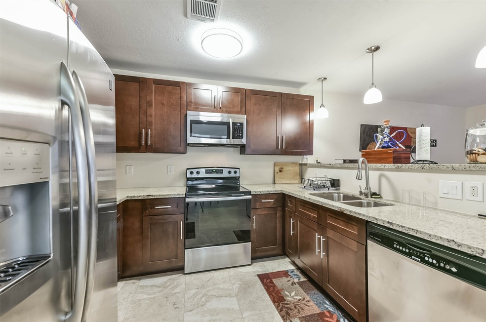 10326 Hollyglen Dr, Houston, TX 77016 - photo 1