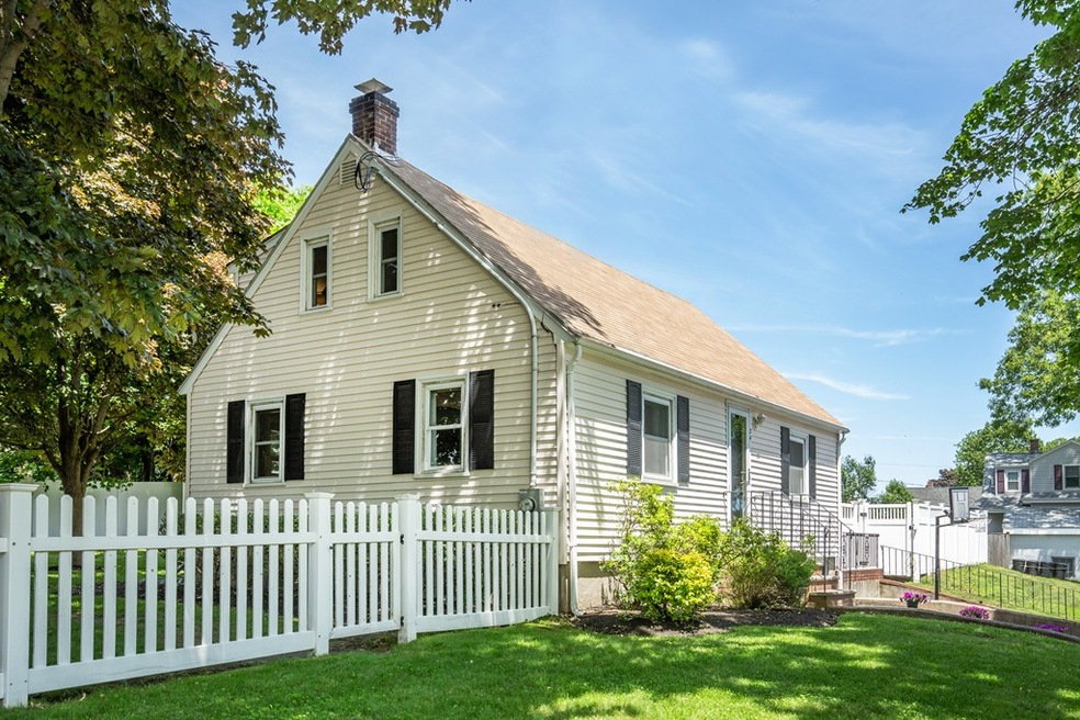 24 Riverside Ave, Danvers, MA 01923 - photo 1