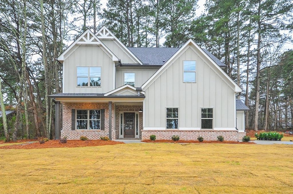 4719 E Broad St, Sugar Hill, GA 30518 - photo 1