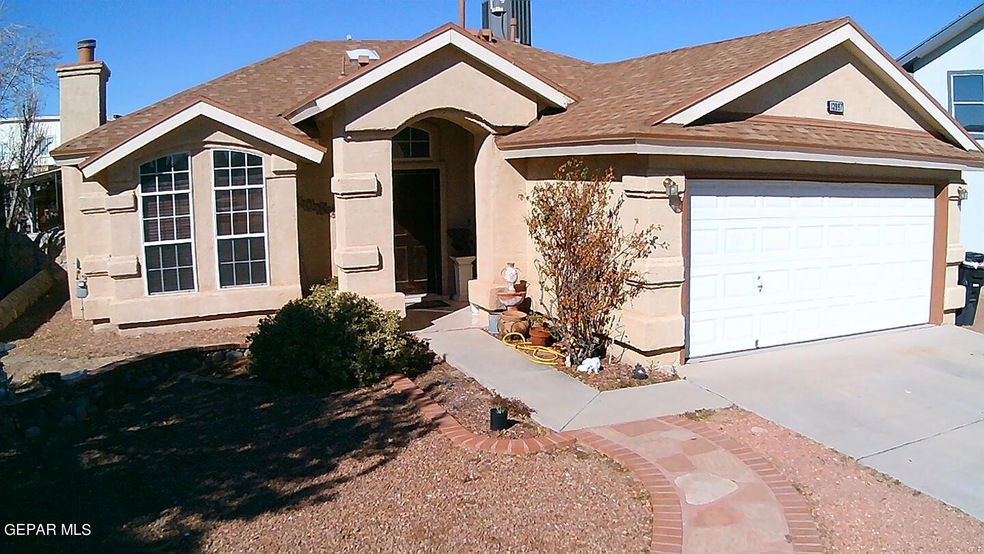 13997 Lago Seco Dr, Horizon City, TX 79928 - photo 1