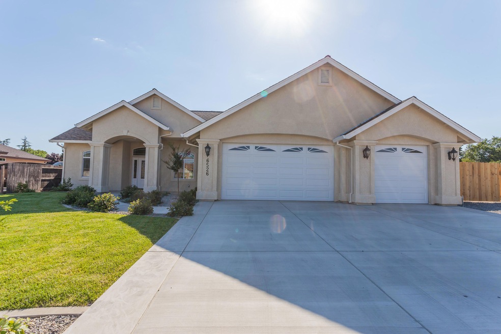 Stunning New Construction!