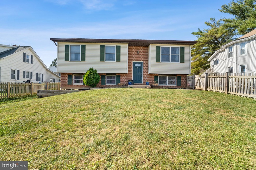 6514 Freedom Ave, Sykesville, MD 21784 - photo 1