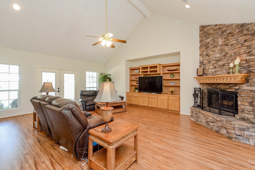 30710 S Holly Oaks Cir, Magnolia, TX 77355 - photo 1