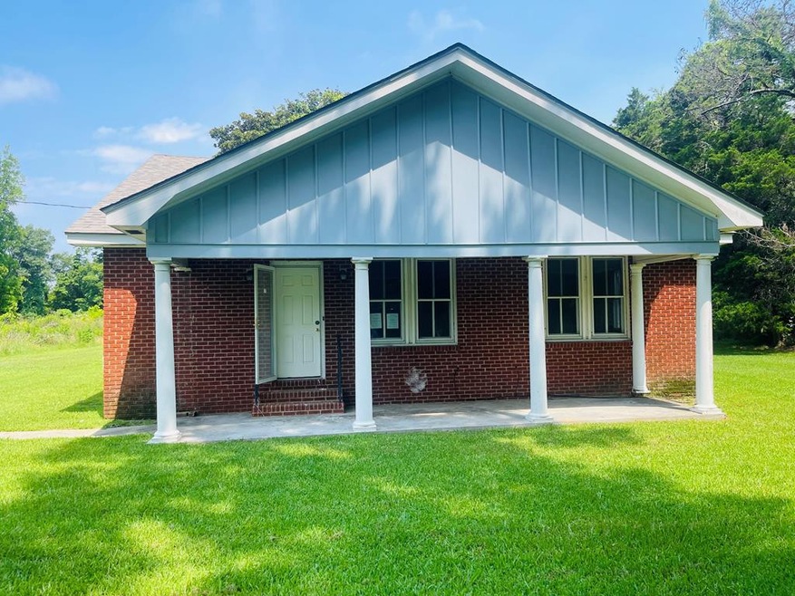 8916 Mcadams Rd, Clayton, LA 71326 - photo 1