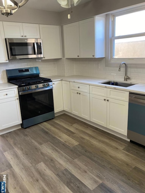 9 Enoch St, East Rutherford, NJ 07073 - photo 1