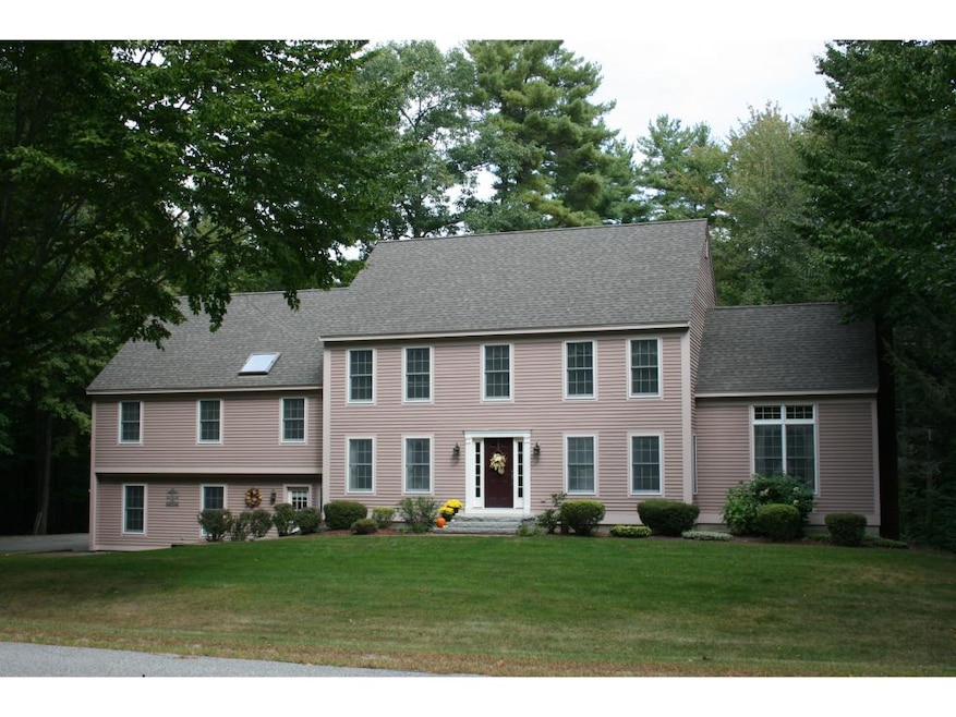 24 Gifford Farm Rd, Stratham, NH 03885 - photo 1