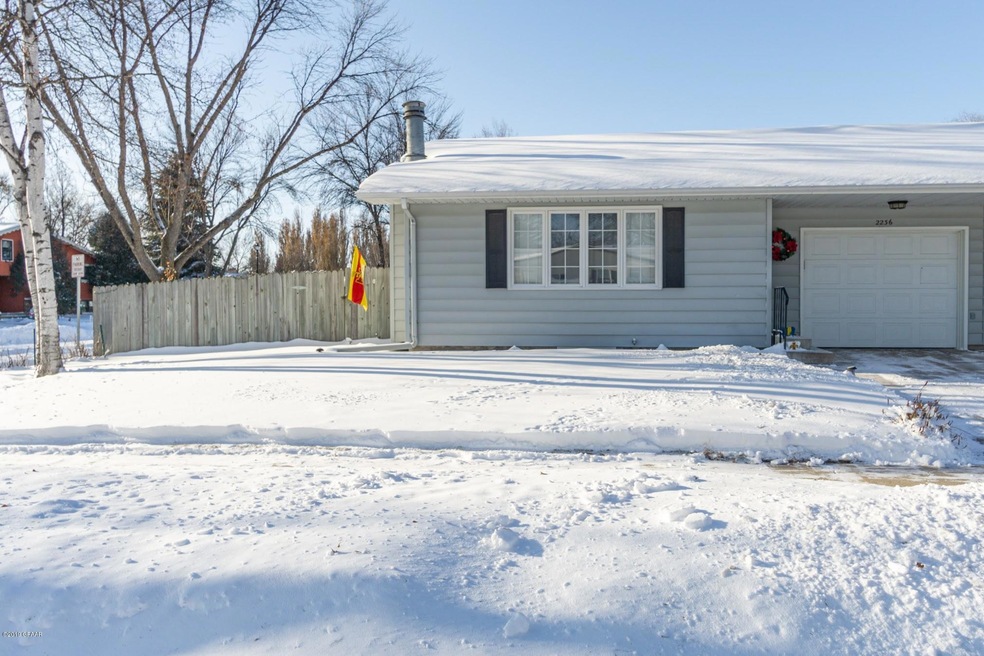 2236 Springbrook Ct, Grand Forks, ND 58201 - photo 1