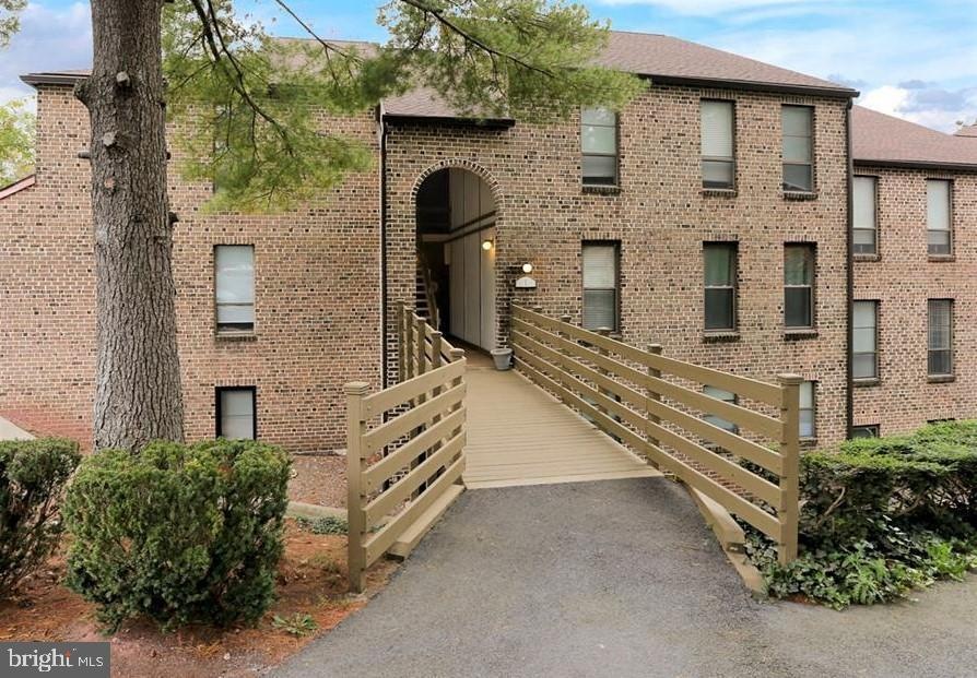 1C Fairway Rd, Reading, PA 19607 - photo 1