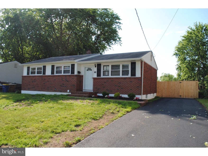 740 W 11th St, New Castle, DE 19720 - photo 1