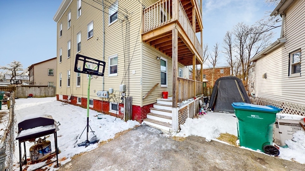 32A Nelson St unit 3, Lynn, MA 01905 - photo 1