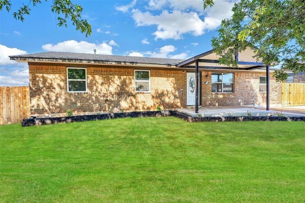 For Sale $195,000 • Co-Listing Agent