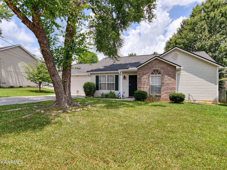2324 Crestpark