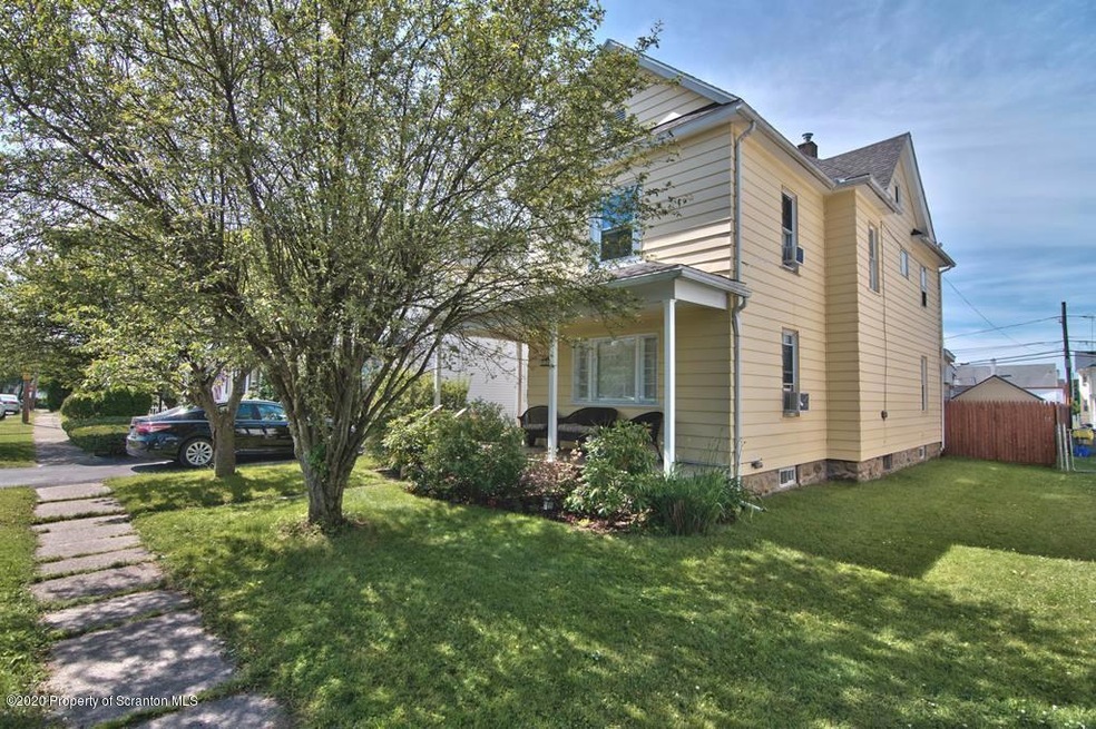 1109 Sloan St, Scranton, PA 18504 - photo 1
