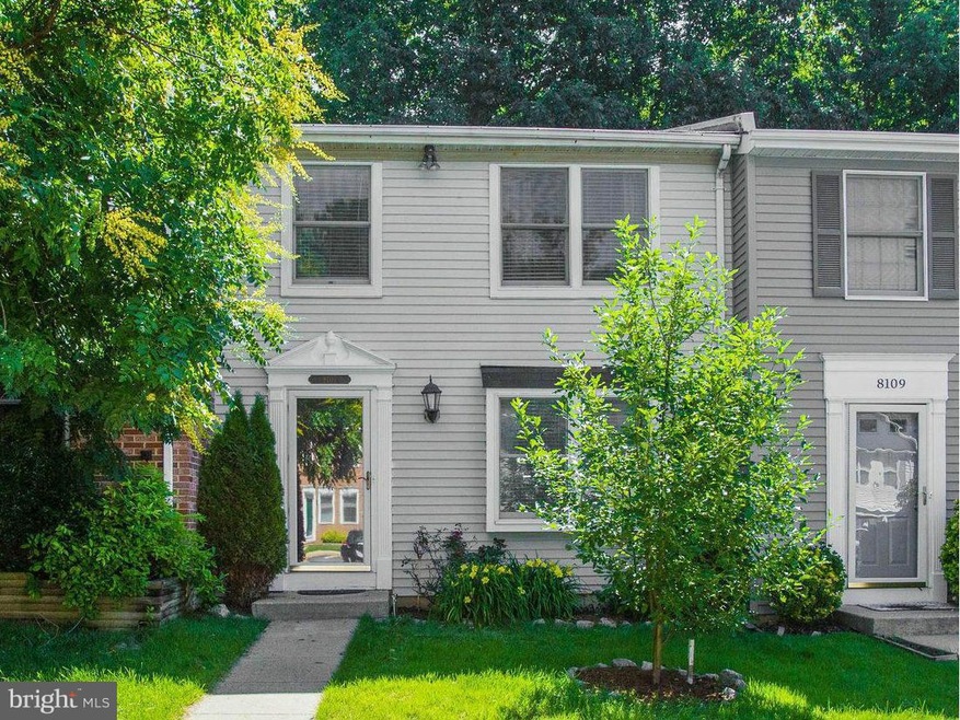 8107 Parkdale Ct, Springfield, VA 22153 - photo 1