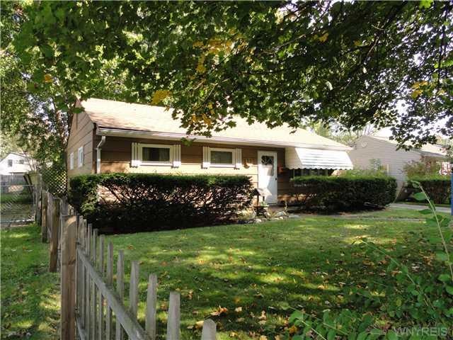 27 Jesella Dr, North Tonawanda, NY 14120 - photo 1