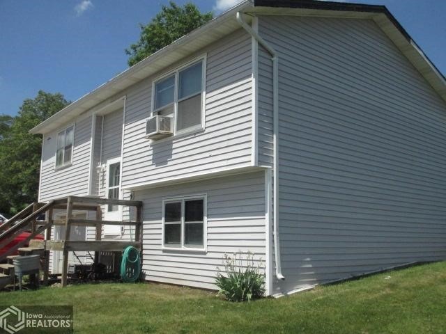 425 S Temple St, Osceola, IA 50213 - photo 1