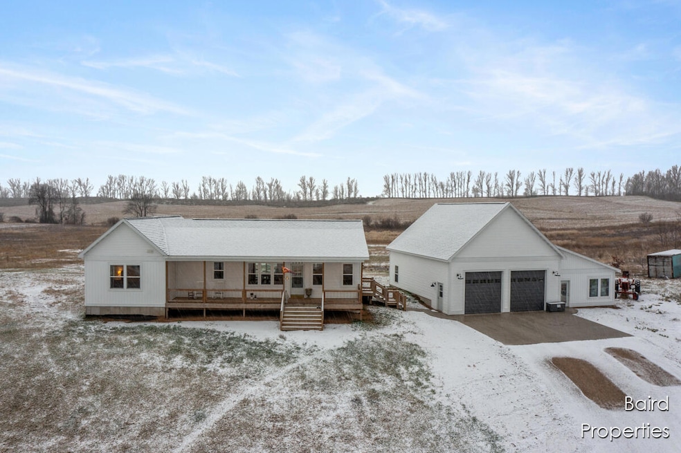 6288 N 88th Ave, Hart, MI 49420 - photo 1