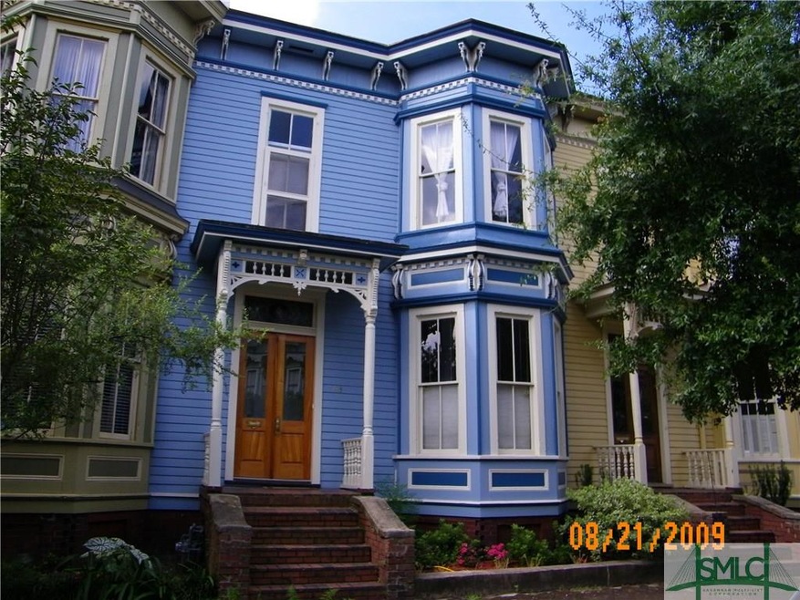 413 E Huntingdon St, Savannah, GA 31401 - photo 1